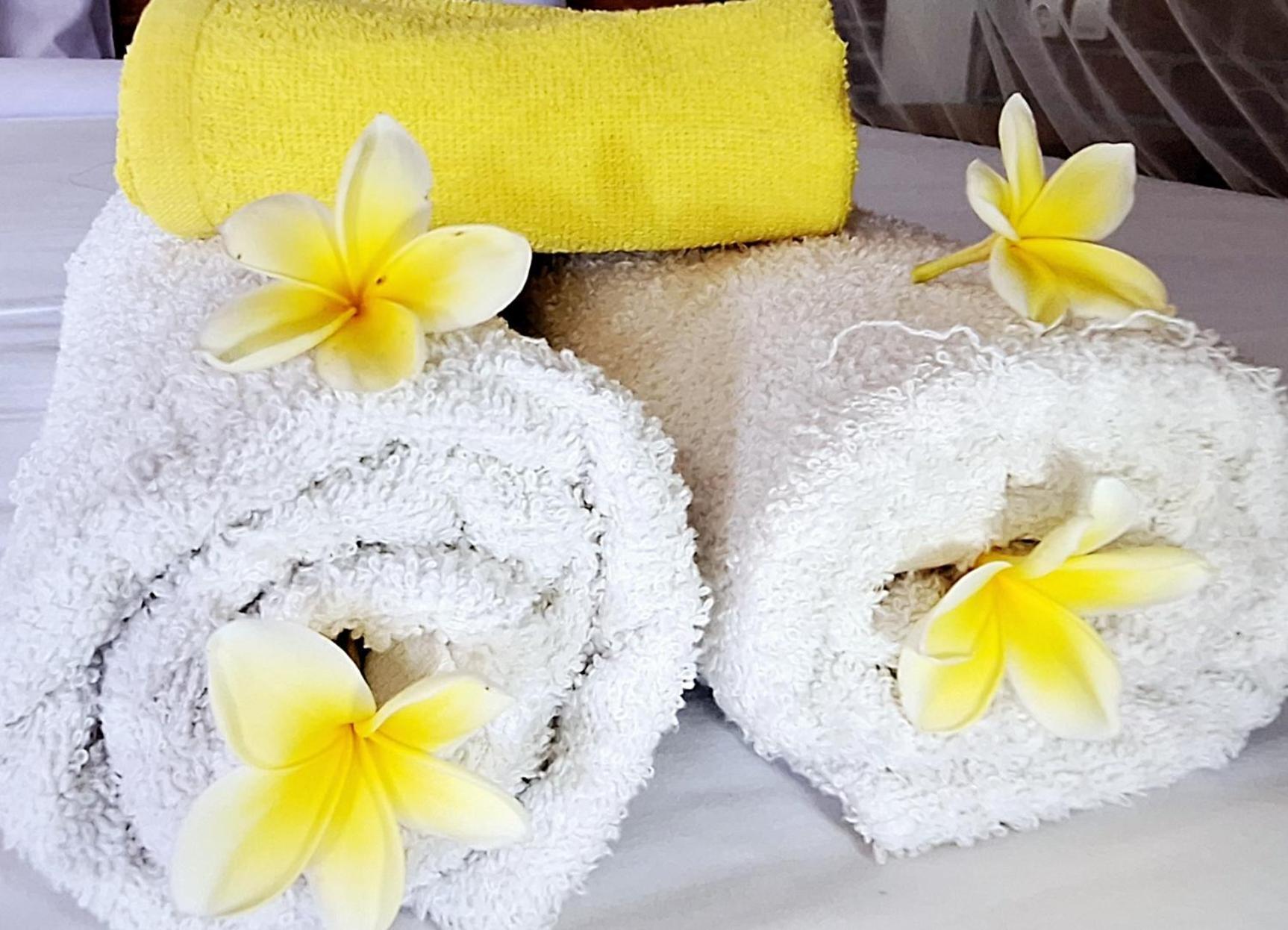 Bunga Maliq Bungalow Lombok Tetebatu Chambre photo