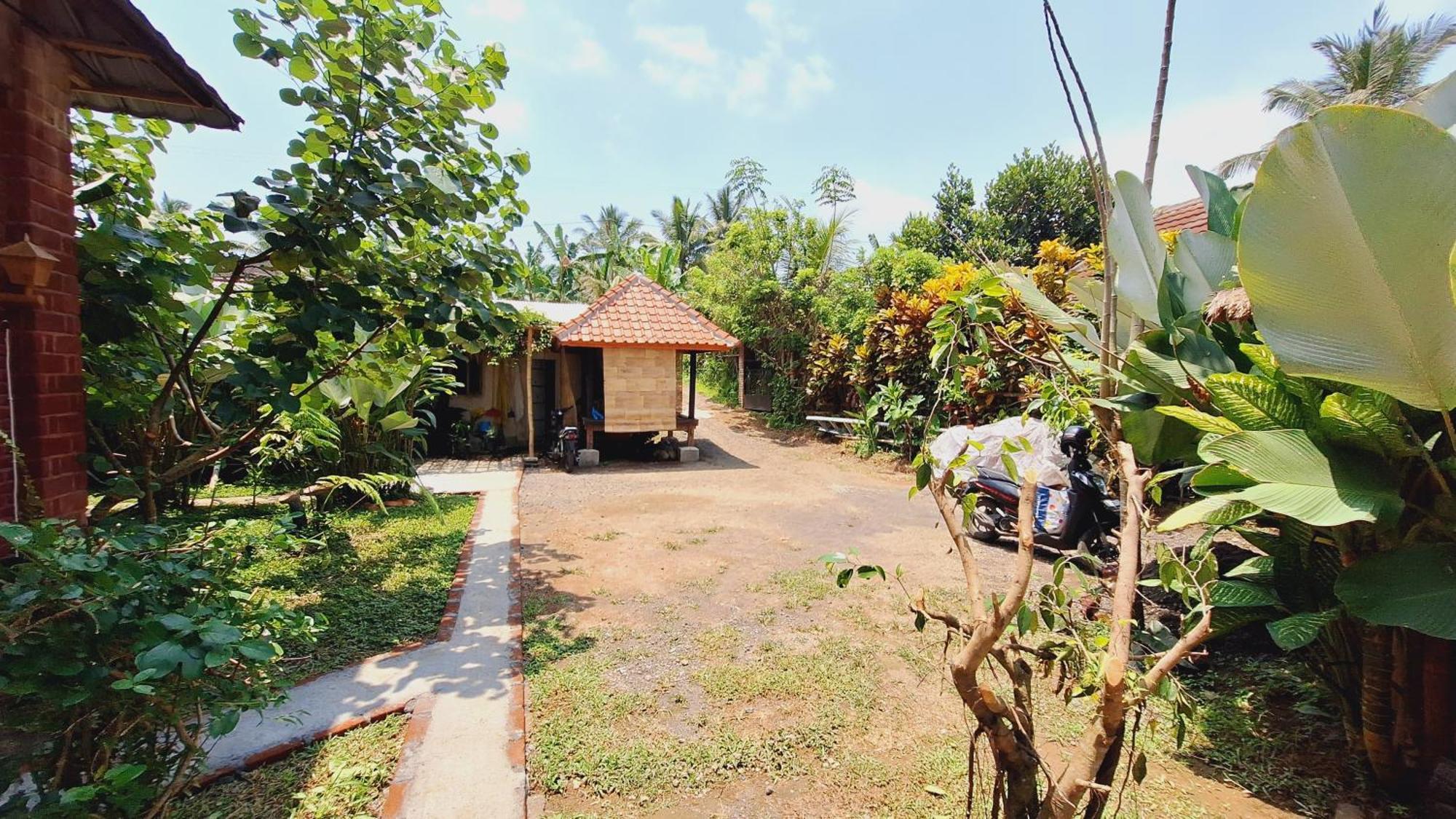 Bunga Maliq Bungalow Lombok Tetebatu Chambre photo