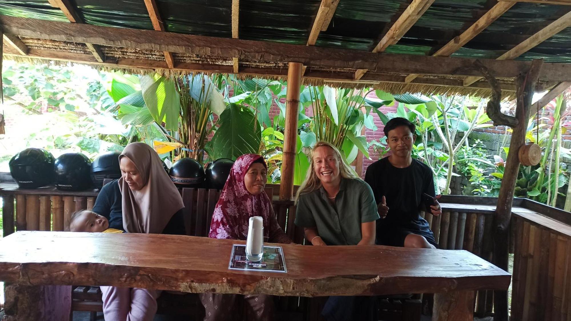 Bunga Maliq Bungalow Lombok Tetebatu Chambre photo